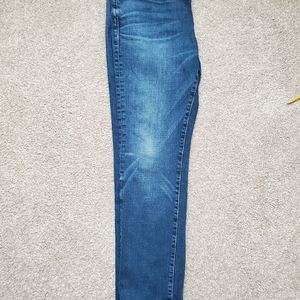 FRAME Straight Slim Jeans